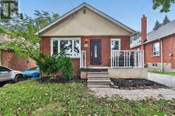 245 GLENHOLME AVENUE | Hamilton Ontario | Slide Image Three