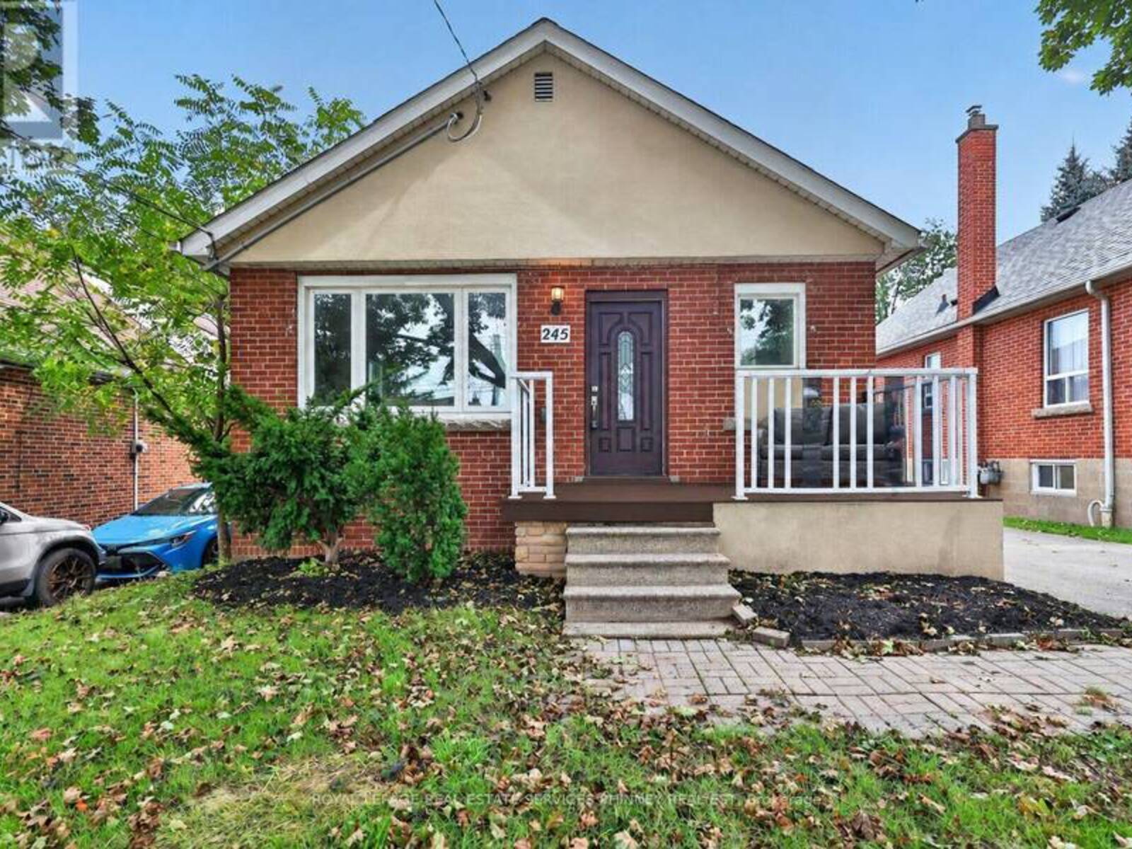 245 GLENHOLME AVENUE, Hamilton, Ontario L8K 3L9
