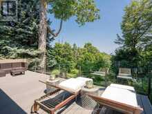 9 FENWOOD HEIGHTS | Toronto Ontario | Slide Image Fifteen