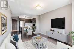 412 - 75 NORMAN BETHUNE AVENUE | Richmond Hill Ontario | Slide Image Eight