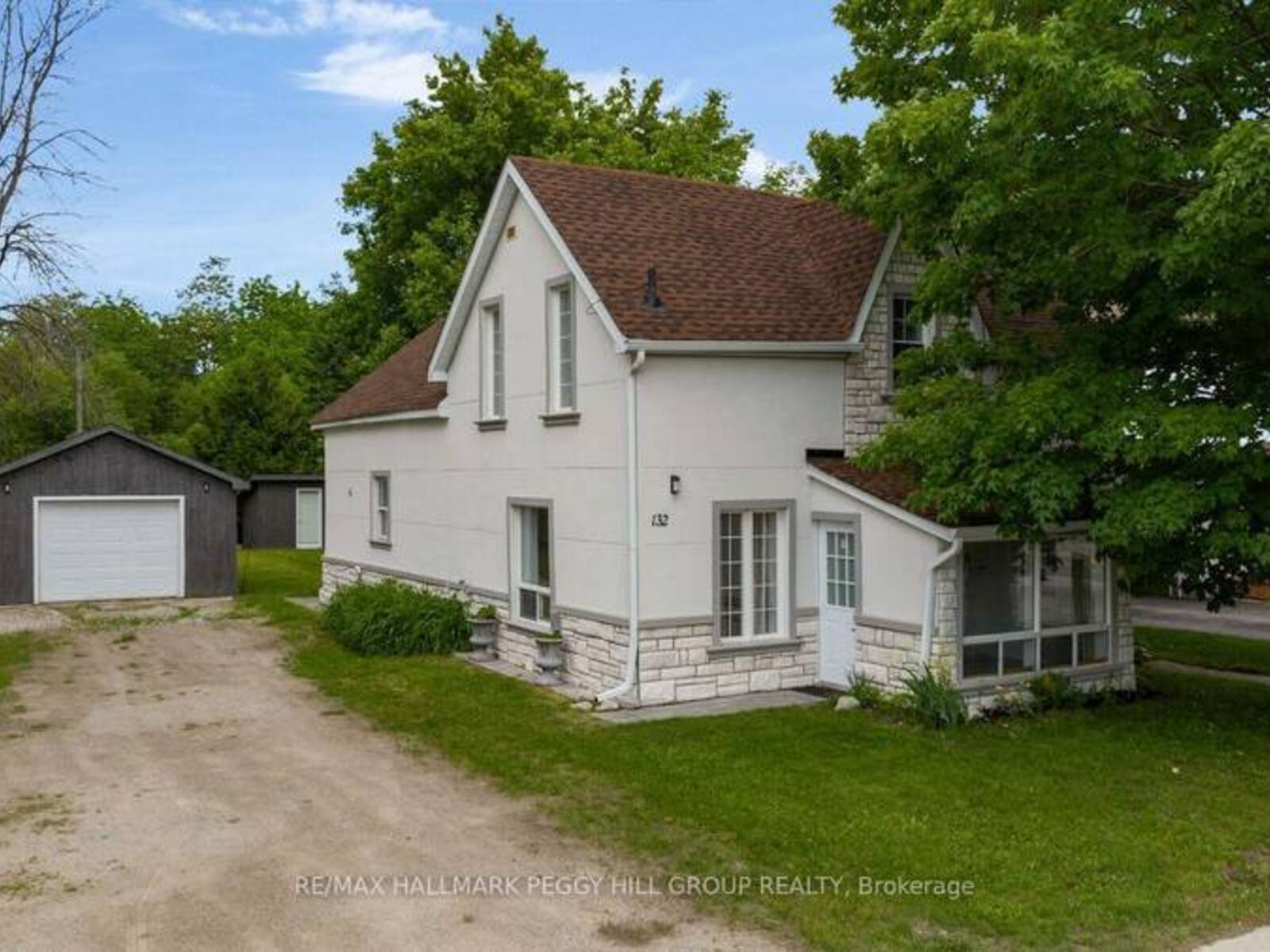 132 QUEEN STREET W, Elmvale, Ontario L0L 1P0