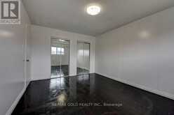 22 KITTIWAKE AVENUE | Toronto Ontario | Slide Image Seventeen