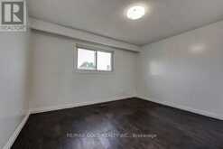 22 KITTIWAKE AVENUE | Toronto Ontario | Slide Image Eighteen