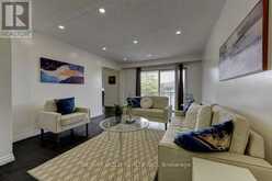 22 KITTIWAKE AVENUE | Toronto Ontario | Slide Image Six