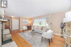 22 POPLAR DRIVE | Richmond Hill Ontario | Slide Image Twelve