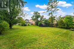 22 POPLAR DRIVE | Richmond Hill Ontario | Slide Image Six
