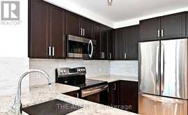 809 - 11611 YONGE STREET | Richmond Hill Ontario | Slide Image Nineteen