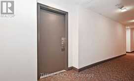 809 - 11611 YONGE STREET | Richmond Hill Ontario | Slide Image Five