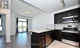 809 - 11611 YONGE STREET | Richmond Hill Ontario | Slide Image Seven