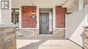 56 WILLIAM F BELL PARKWAY | Richmond Hill Ontario | Slide Image Two