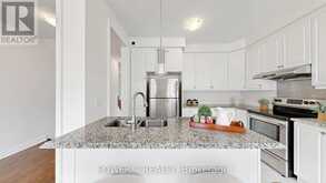56 WILLIAM F BELL PARKWAY | Richmond Hill Ontario | Slide Image Eight