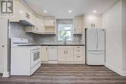 441 RIMILTON AVENUE | Toronto Ontario | Slide Image Thirteen