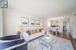 29 ROSLO COURT | Oakville Ontario | Slide Image Seven