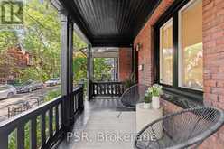 16 MACKENZIE CRESCENT | Toronto Ontario | Slide Image Five