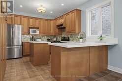 3368 RASPBERRY BUSH TRAIL | Oakville Ontario | Slide Image Ten