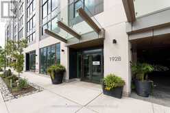 3906 - 1928 LAKE SHORE BOULEVARD W | Toronto Ontario | Slide Image Two