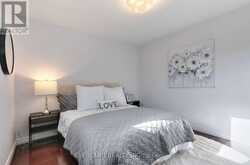 5386 MIDDLEBURY DRIVE N | Mississauga Ontario | Slide Image Twenty-seven