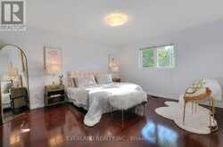 5386 MIDDLEBURY DRIVE N | Mississauga Ontario | Slide Image Thirty