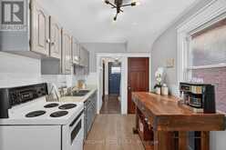 147 MELROSE AVENUE N | Hamilton Ontario | Slide Image Seven