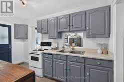 147 MELROSE AVENUE N | Hamilton Ontario | Slide Image Nine