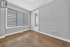 10 HITCHING POST ROAD | Georgina Ontario | Slide Image Nine