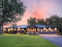 223A HICKORY LANE Barrie Ontario, L4N 4J9