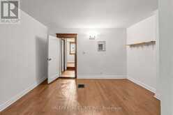 472 CRAWFORD STREET | Toronto Ontario | Slide Image Thirteen