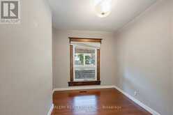 472 CRAWFORD STREET | Toronto Ontario | Slide Image Eighteen