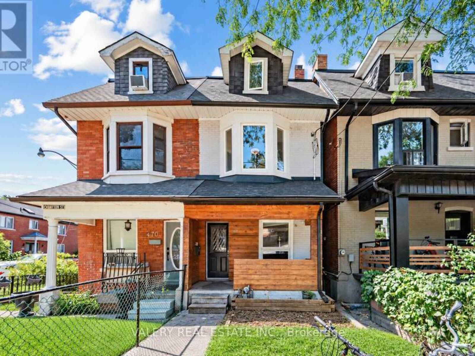 472 CRAWFORD STREET, Toronto, Ontario M6G 3J8