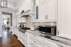136 HOMEWOOD AVENUE | Toronto Ontario | Slide Image Sixteen