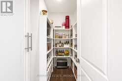 136 HOMEWOOD AVENUE | Toronto Ontario | Slide Image Nineteen