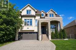 136 HOMEWOOD AVENUE | Toronto Ontario | Slide Image One