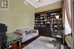 136 HOMEWOOD AVENUE | Toronto Ontario | Slide Image Seven
