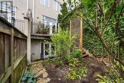 213 WALMER ROAD | Toronto Ontario | Slide Image Two
