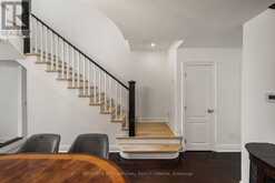 213 WALMER ROAD | Toronto Ontario | Slide Image Eight