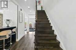 12 L'AMOREAUX DRIVE | Toronto Ontario | Slide Image Three