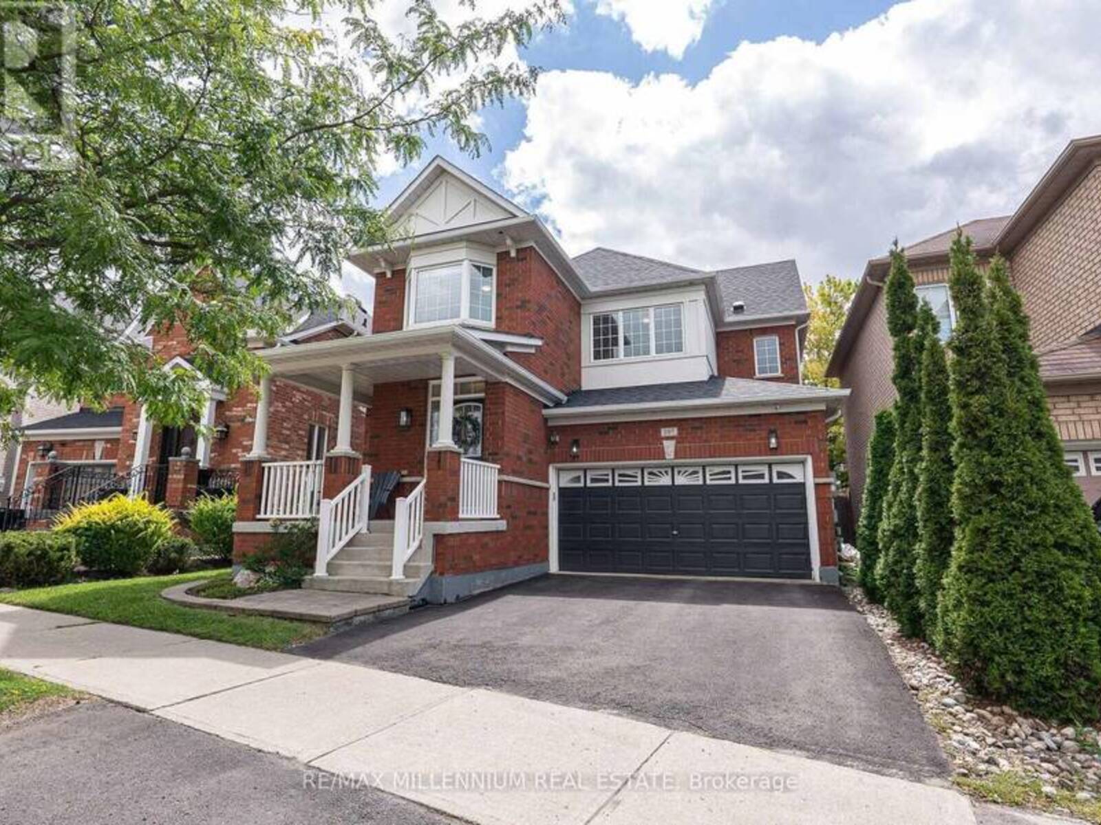 107 HORSEDREAMER LANE, Whitchurch-Stouffville, Ontario L4A 0K8