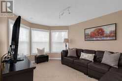 5 SANDRINGHAM DRIVE | Barrie Ontario | Slide Image Sixteen