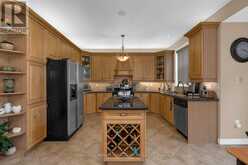 5 SANDRINGHAM DRIVE | Barrie Ontario | Slide Image Three