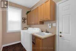 5 SANDRINGHAM DRIVE | Barrie Ontario | Slide Image Nine