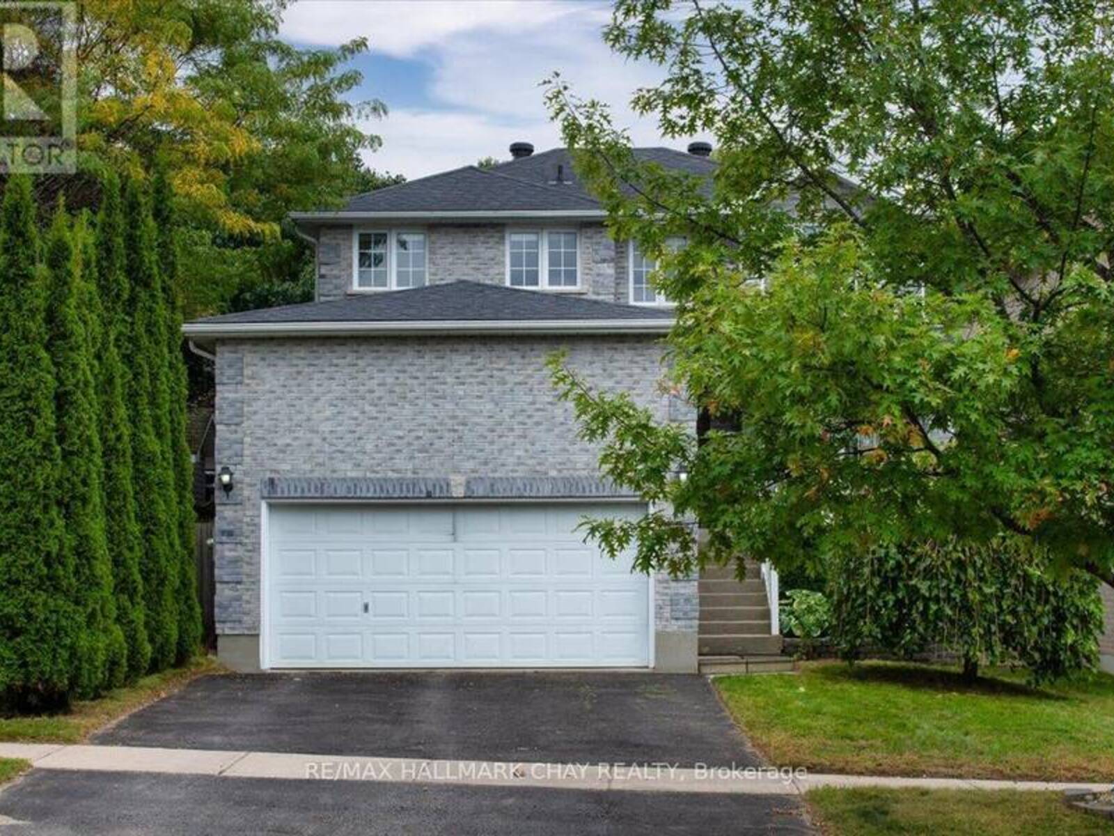 3 BELL STREET, Barrie, Ontario L4N 0J2