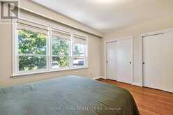 22 EUPHRASIA DRIVE | Toronto Ontario | Slide Image Fifteen