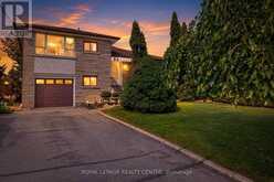 22 EUPHRASIA DRIVE | Toronto Ontario | Slide Image Two