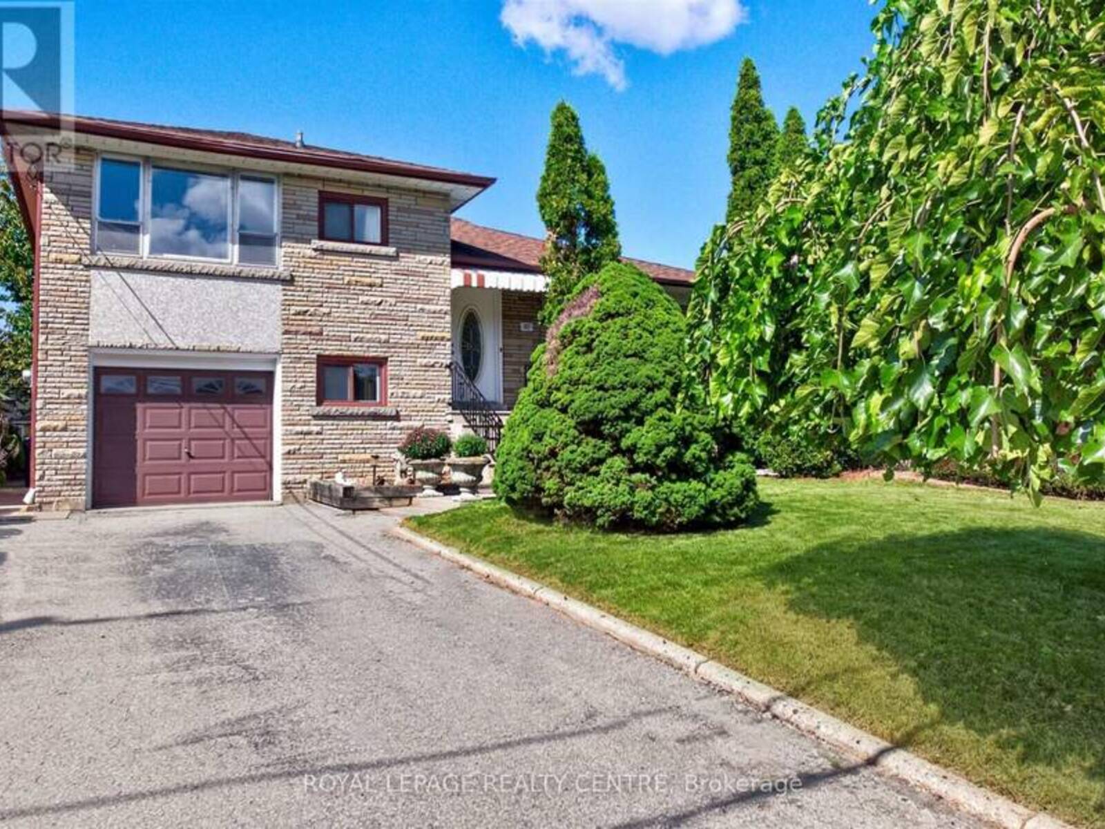 22 EUPHRASIA DRIVE, Toronto, Ontario M6B 3V9