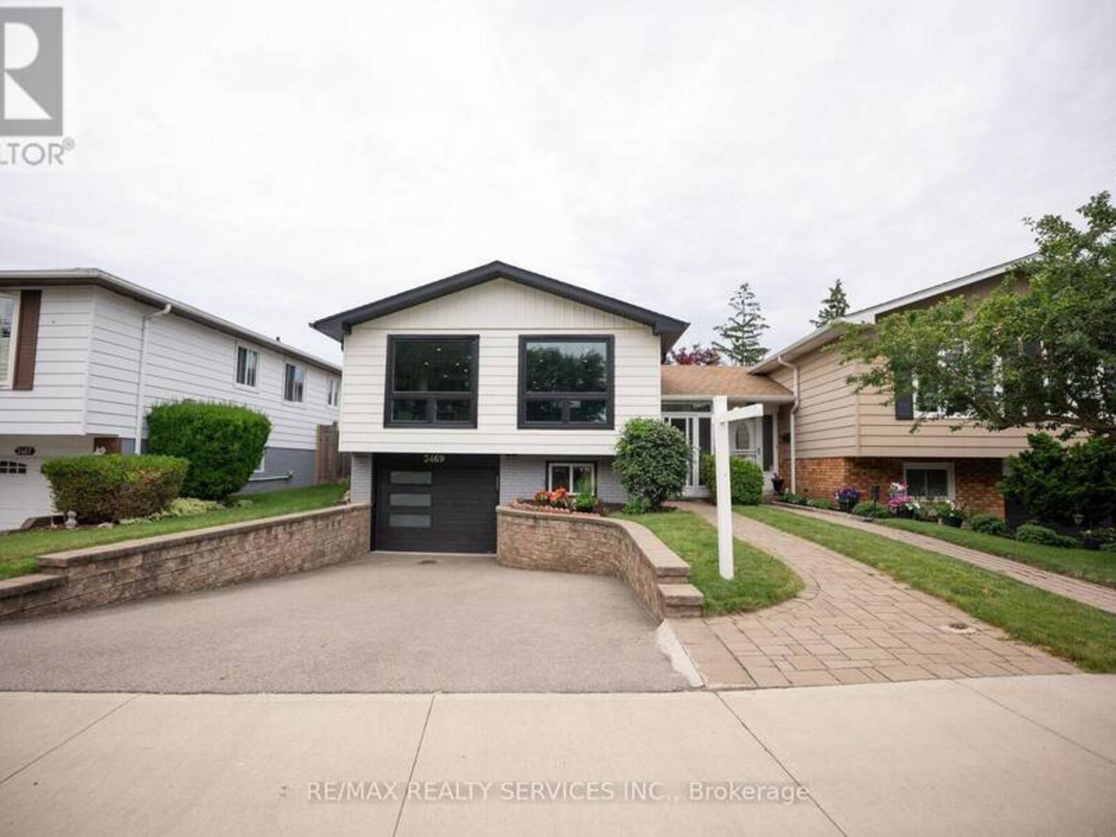 3469 CAPLAN CRESCENT, Burlington, Ontario L7N 2P9