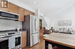 2163 SUTTON DRIVE | Burlington Ontario | Slide Image Thirteen