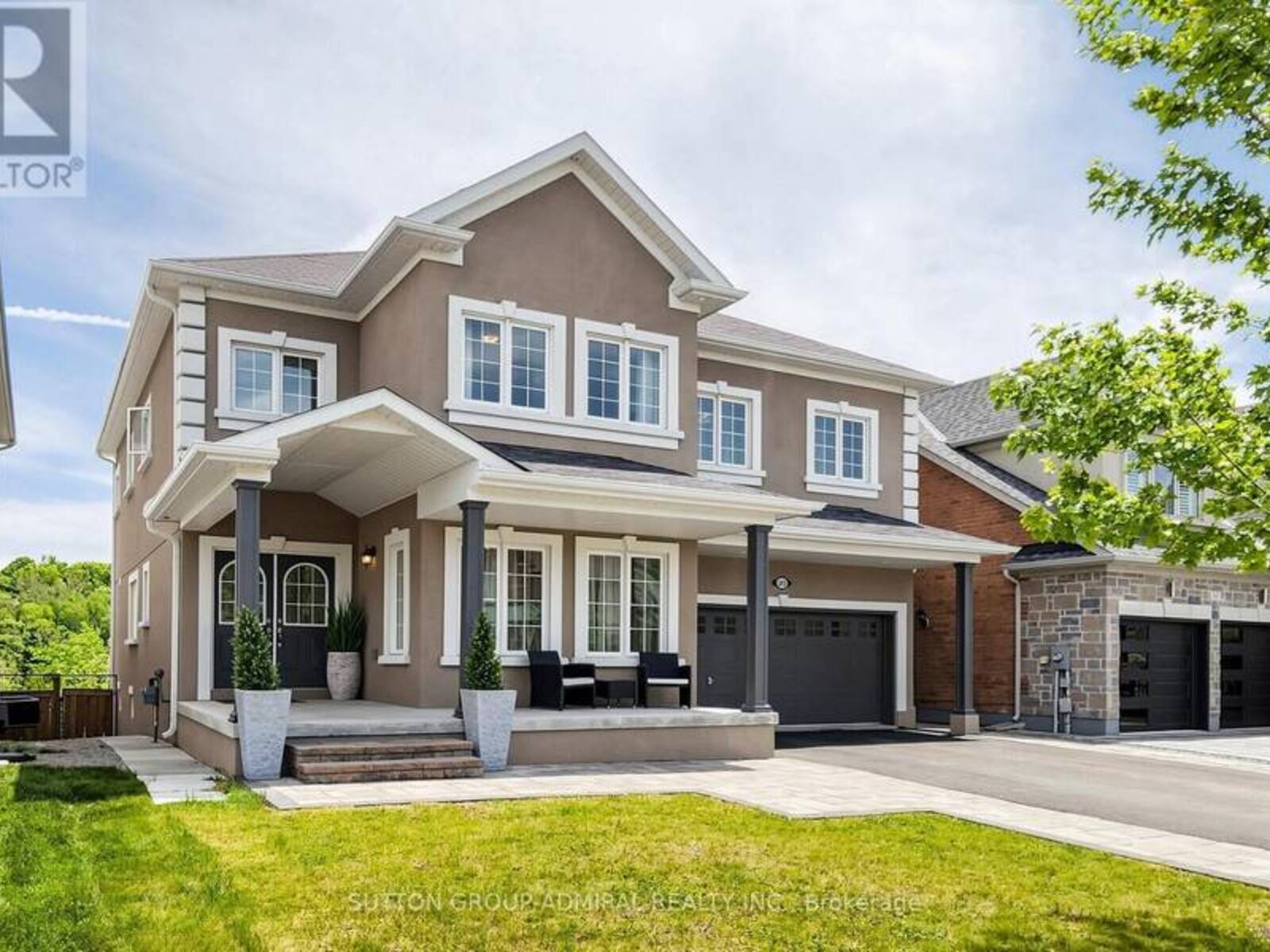 545 CLIFFORD PERRY PLACE, Newmarket, Ontario L3X 0J1