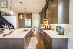 8 KINGSTREE COURT | Whitchurch-Stouffville Ontario | Slide Image Nineteen