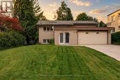 80 SHIRLEY AVENUE | Barrie Ontario | Slide Image Three