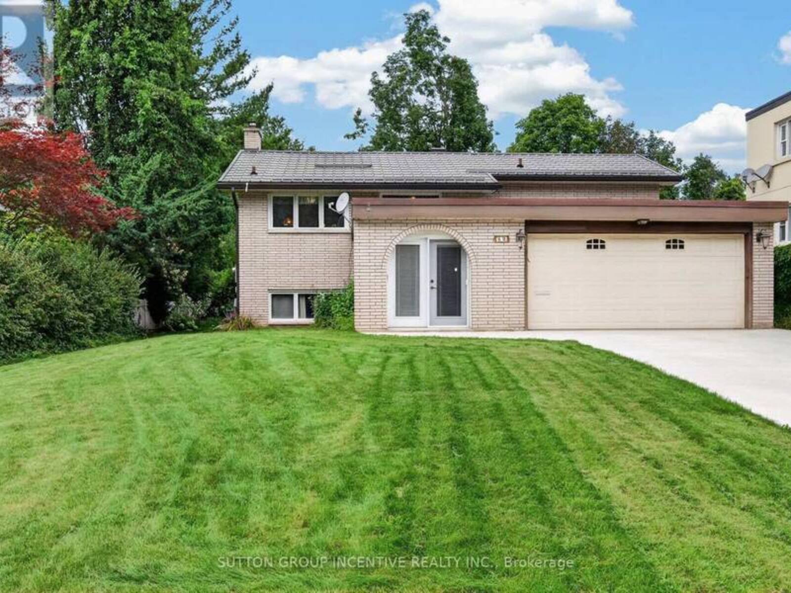 80 SHIRLEY AVENUE, Barrie, Ontario L4N 1N2